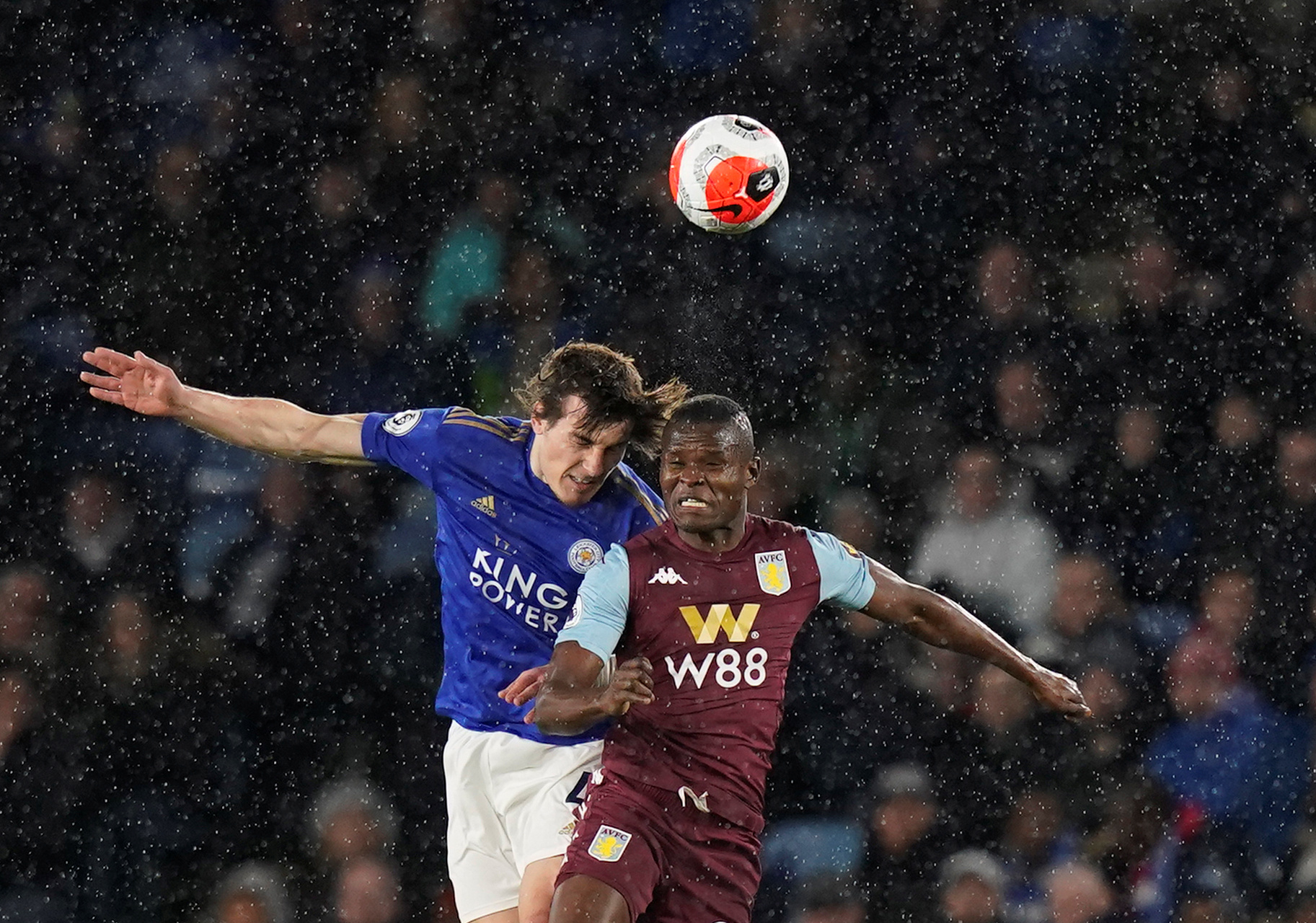 现代足球动 现代足球动