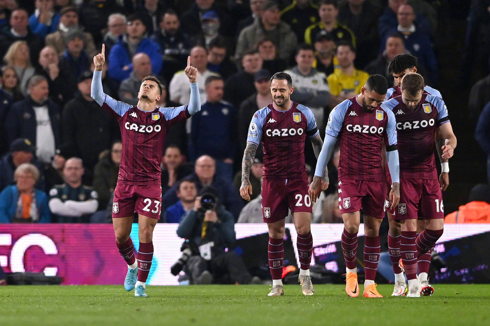 展方向中扮 展方向中扮